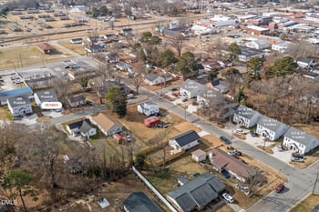 207 N Sellers St, Selma, NC 27576