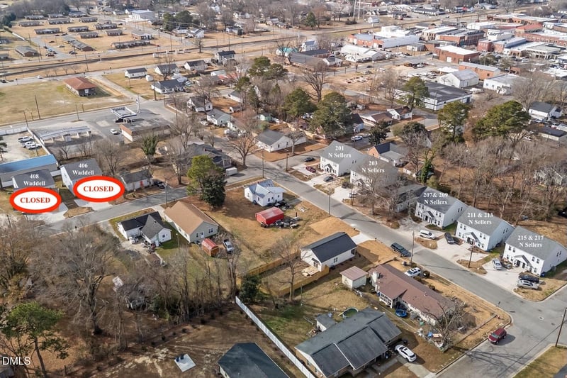 207 N Sellers St, Selma, NC 27576
