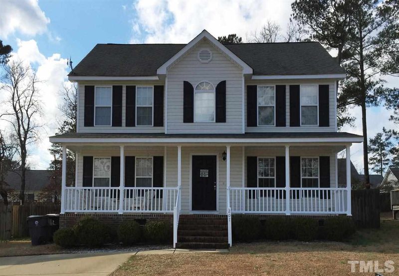 207 Spinel Ln, Knightdale, NC 27545