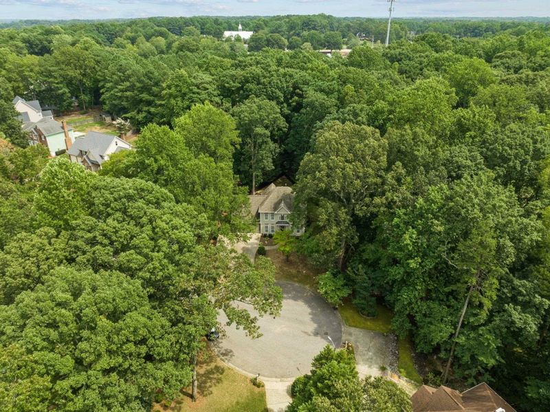 207 Steep Bank Dr, Cary, NC 27518