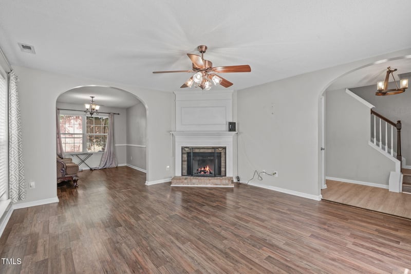 207 Stonecreek Dr, Apex, NC 27539