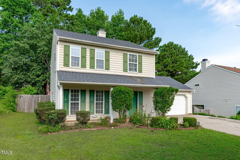 207 Stonecreek Dr, Apex, NC 27539