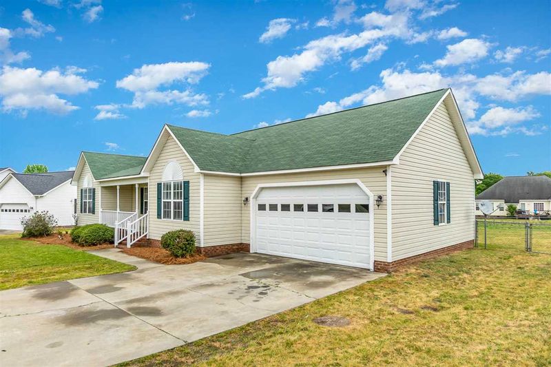 207 Striding Ridge Dr, Goldsboro, NC 27534