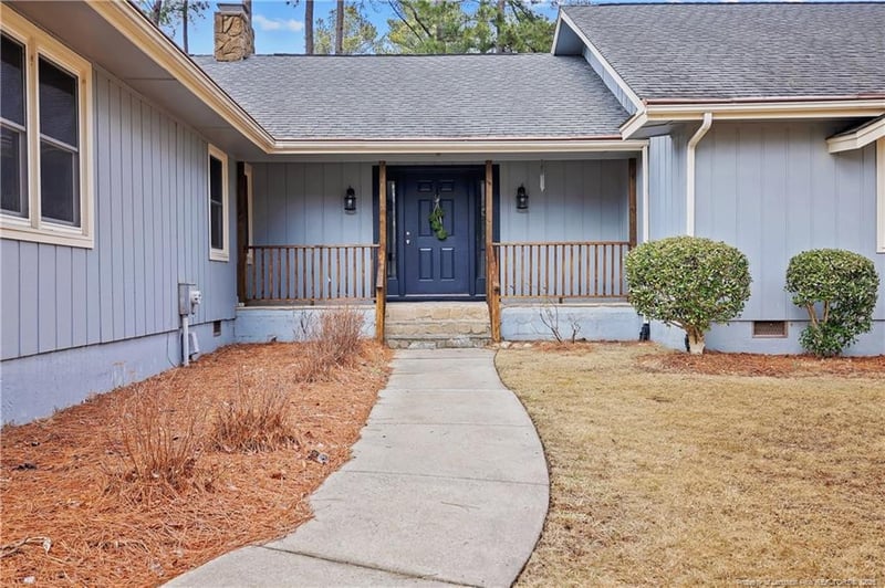 207 Toronto Ct, Fayetteville, NC 28303