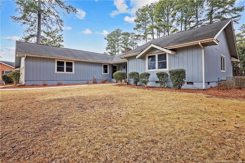 207 Toronto Ct, Fayetteville, NC 28303