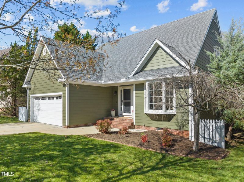 207 Wagon Trail Dr, Cary, NC 27513