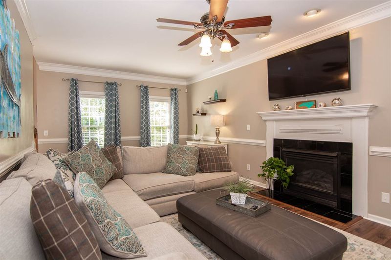 207 Waverly Dr, Clayton, NC 27527