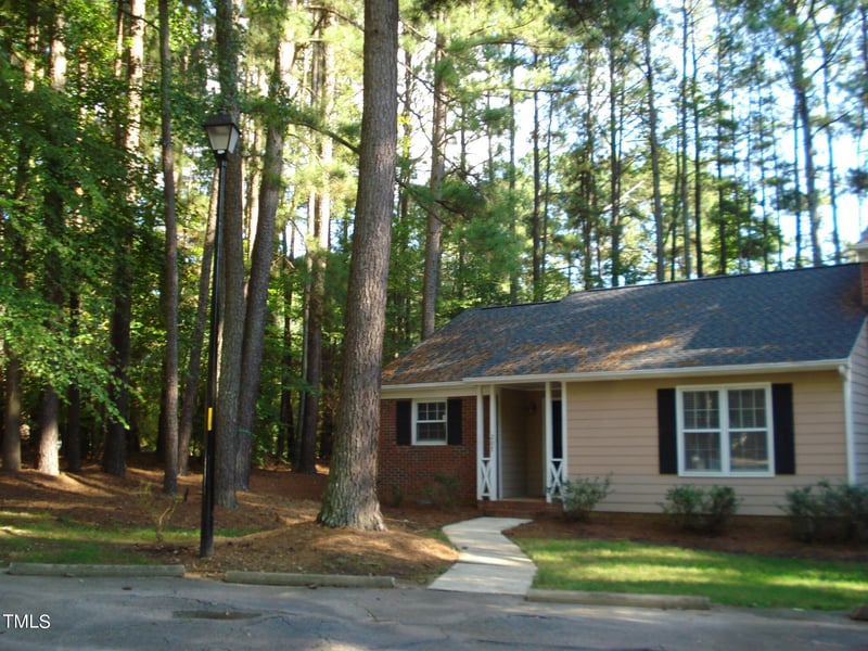 207 Wetherburn Ln, Raleigh, NC 27615