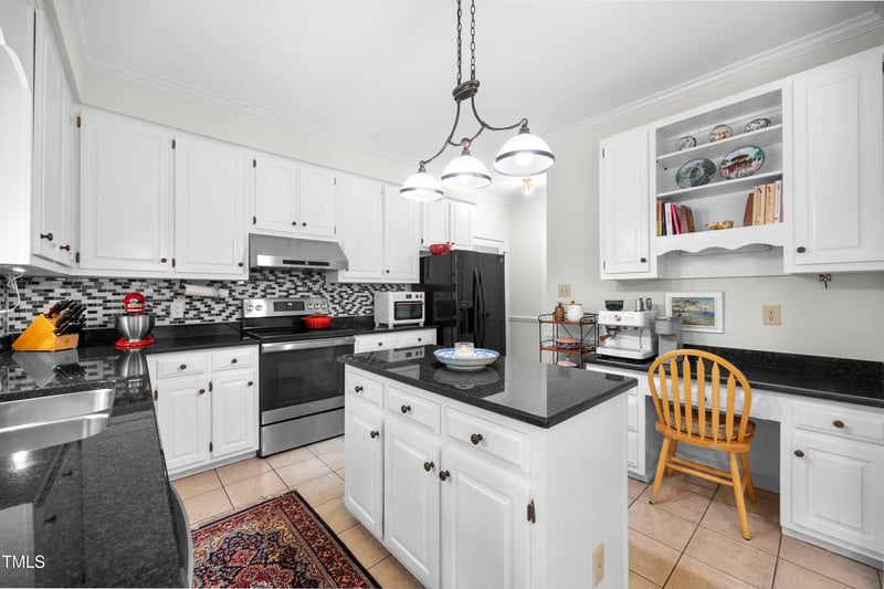 207 Wintermist Dr, Cary, NC 27513