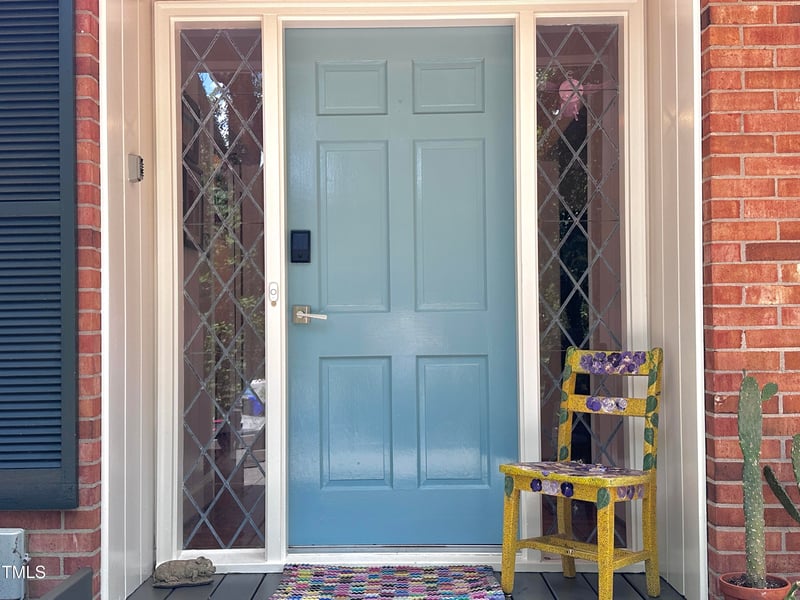 207 Wood Cir, Chapel Hill, NC 27514