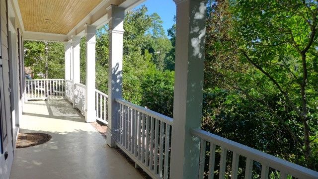 207 Wyndham Dr, Chapel Hill, NC 27516