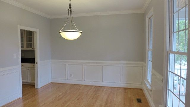 207 Wyndham Dr, Chapel Hill, NC 27516