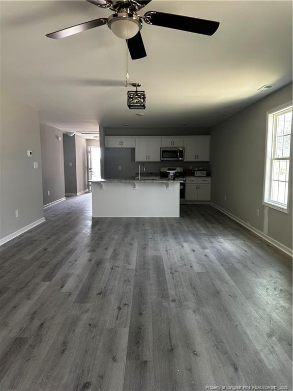 2070 Rogers Dr, Fayetteville, NC 28303