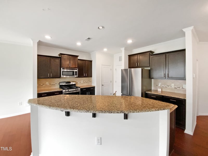 2072 Tanners Mill Dr, Durham, NC 27703