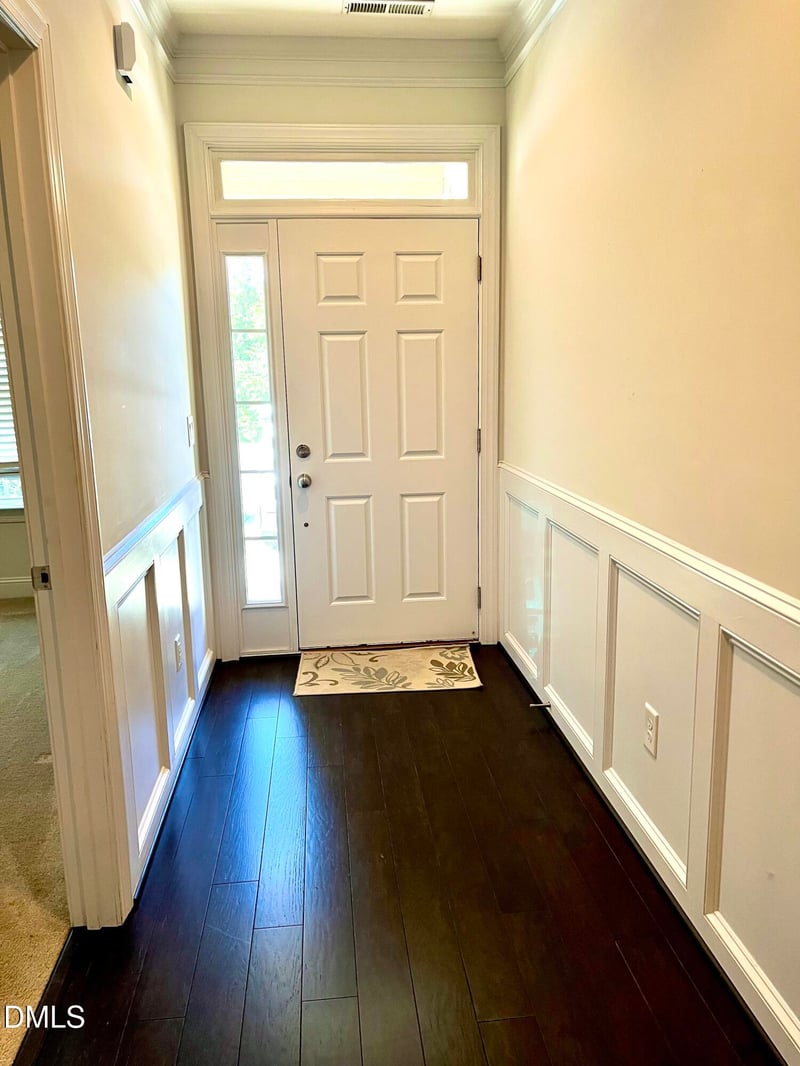 2076 Chandler Village Dr, Graham, NC 27253