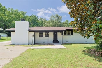 2076 Mango Cir, Fayetteville, NC 28304