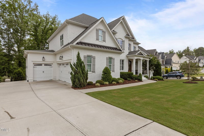 2077 Amalfi Pl, Apex, NC 27502