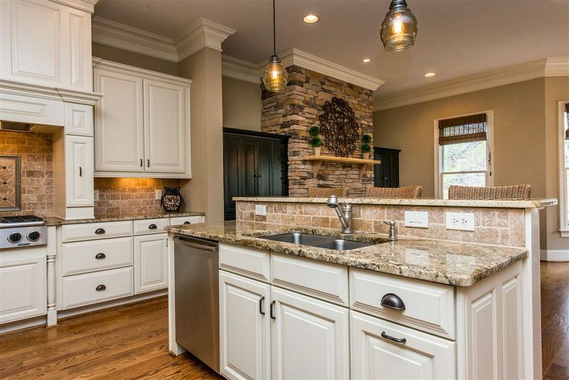 2077 Van Gogh Ln, Apex, NC 27539