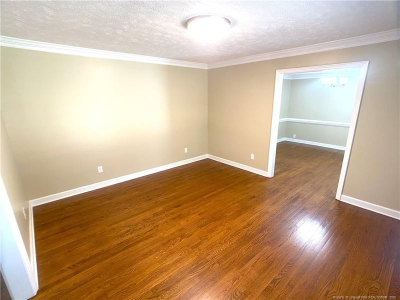 2079 Loganberry Dr, Fayetteville, NC 28304