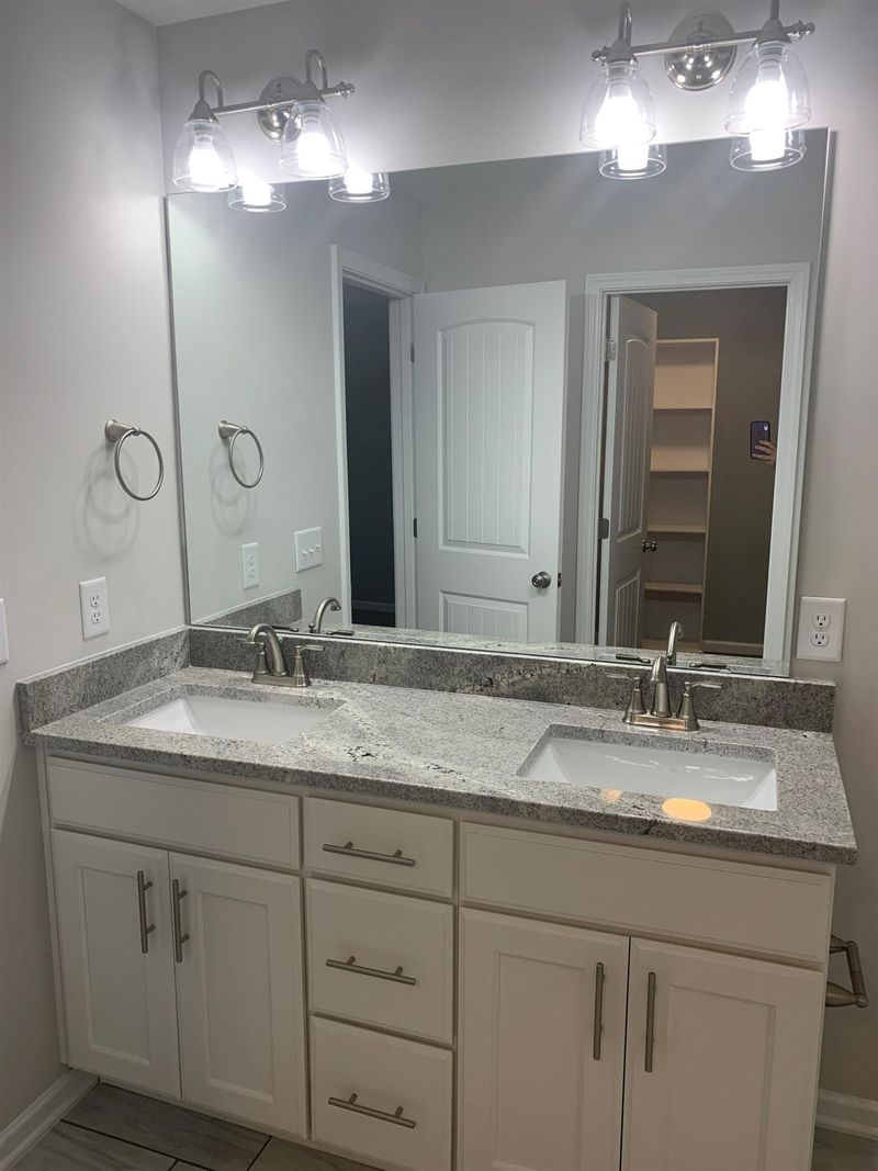 208 A Edgewood Dr, Louisburg, NC 27549