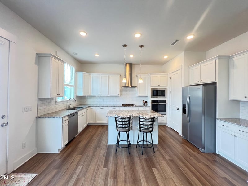 208 Acorn Crossing Rd, Holly Springs, NC 27540