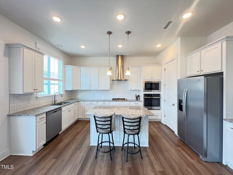 208 Acorn Crossing Rd, Holly Springs, NC 27540