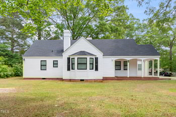 208 Andrews Ave, Goldsboro, NC 27530