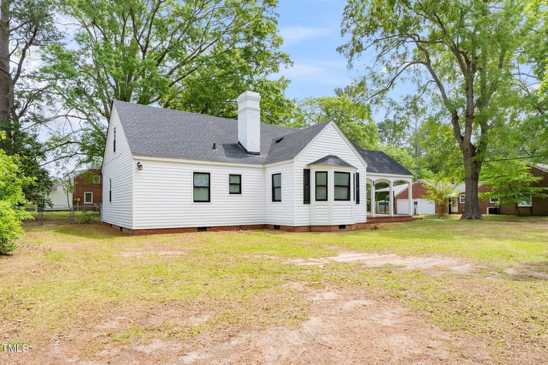 208 Andrews Ave, Goldsboro, NC 27530