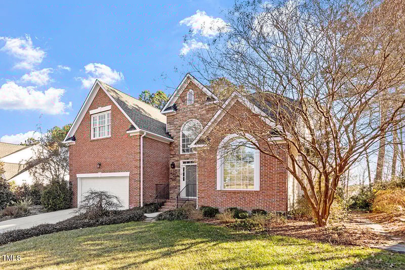 208 Barrington Overlook Dr, Durham, NC 27703