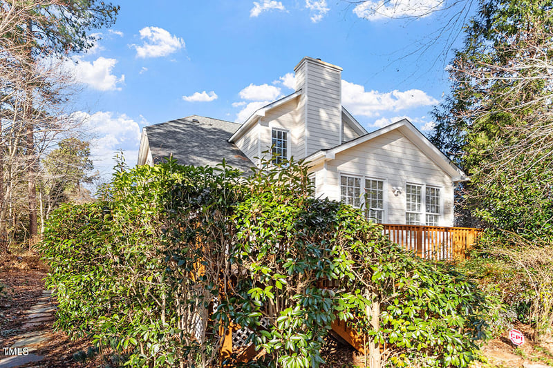 208 Barrington Overlook Dr, Durham, NC 27703