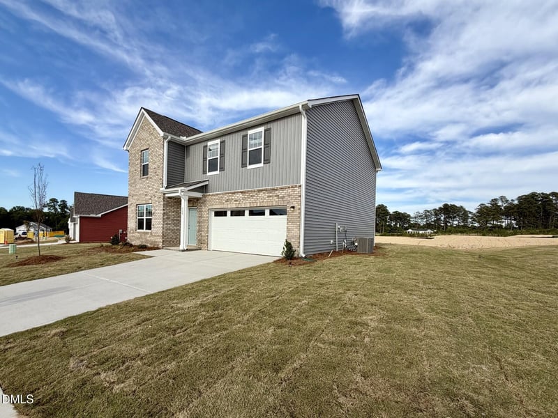 208 Blue Sky Ln, Louisburg, NC 27549