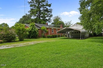 208 C St, Erwin, NC 28339