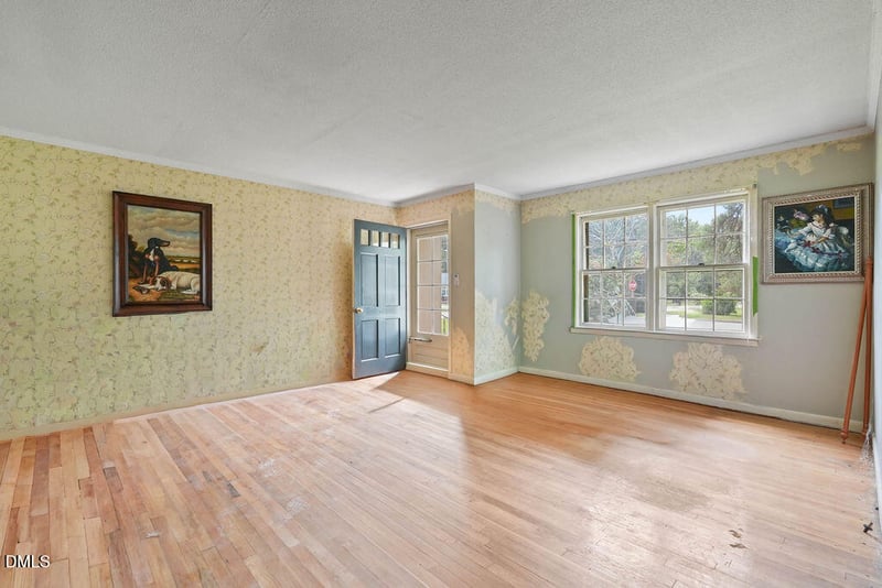 208 C St, Erwin, NC 28339