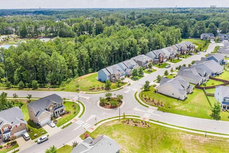 208 Callandale Ln, Durham, NC 27703