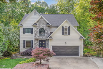 208 Camden Forest Dr, Cary, NC 27518