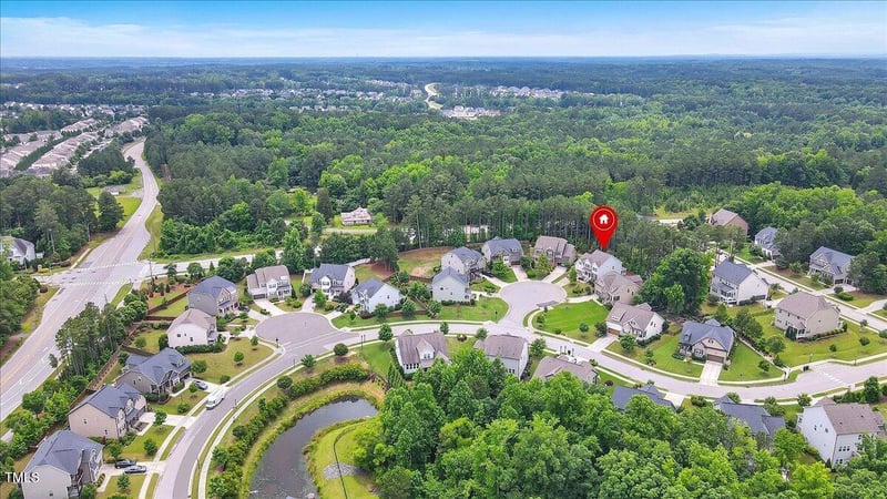 208 Cecelia Ct, Cary, NC 27519