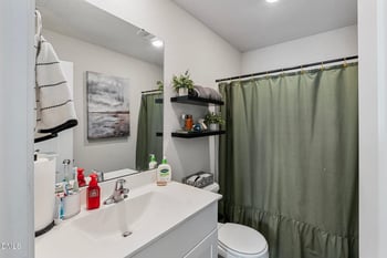 208 Chandler Ct, Sanford, NC 27330