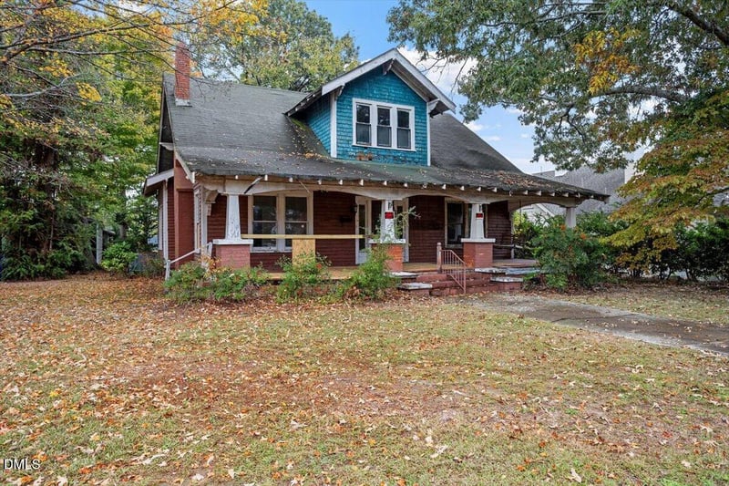 208 Church St, Benson, NC 27504