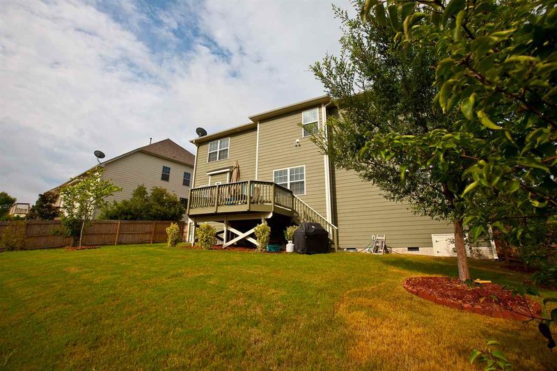 208 Clear River Pl W, Cary, NC 27519
