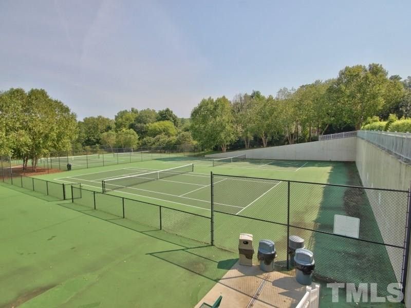 208 Commons Way, Chapel Hill, NC 27516