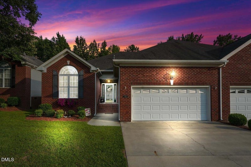 208 Commonsgate Dr, Goldsboro, NC 27530