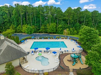 208 Copenhaver Dr, Clayton, NC 27527