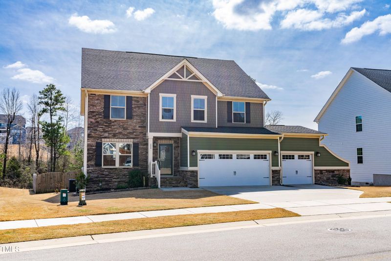 208 Devon Fields Dr, Holly Springs, NC 27540