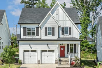 208 Dry Canyon Dr, Wendell, NC 27591