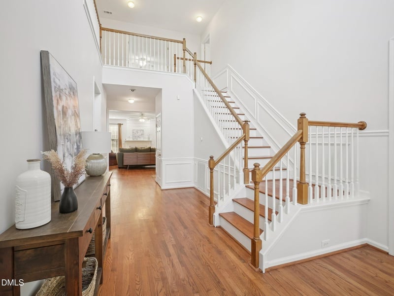 208 Evergreen View Dr, Holly Springs, NC 27540