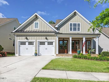 208 Fairway Vista Dr, Holly Springs, NC 27540