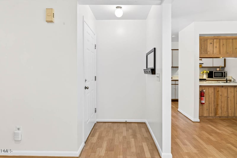 208 Finley Forest Dr, Chapel Hill, NC 27517