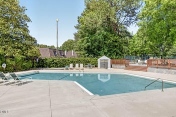 208 Finley Forest Dr, Chapel Hill, NC 27517