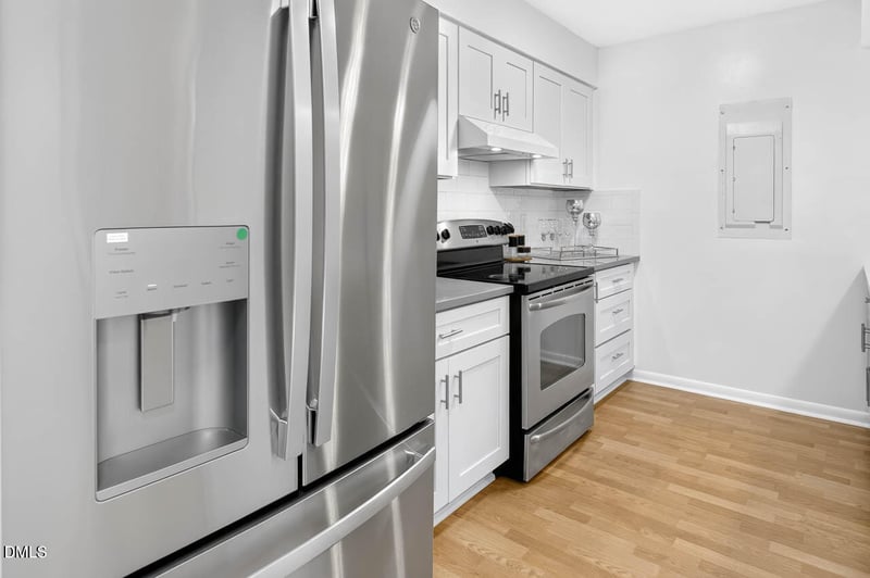 208 Finley Forest Dr, Chapel Hill, NC 27517