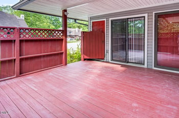 208 Finley Forest Dr, Chapel Hill, NC 27517